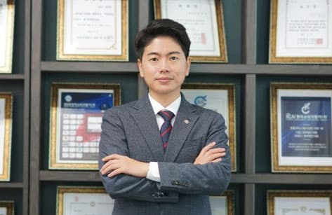보이스피싱 '대면편취형'으로 진화..' 사기 휘말렸다면 전문가 조력이 필요 이미지
