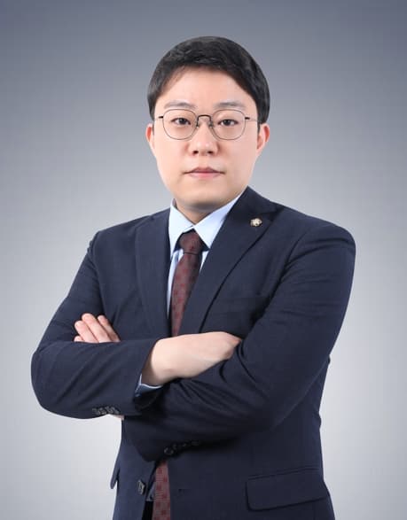 생명과 신체에 해가 되는 무면허의료행위, 의료법 위반으로 엄중 처벌 이미지
