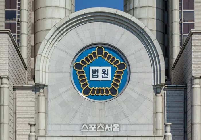 ‘보이스피싱 수거책’ 20대 여성, 1심 이어 항소심서도 무죄…이유는? 이미지