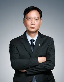 조희팔 사건 수사 ‘강력통’ 황종근 전 부장검사, 법무법인 대륜 합류 이미지