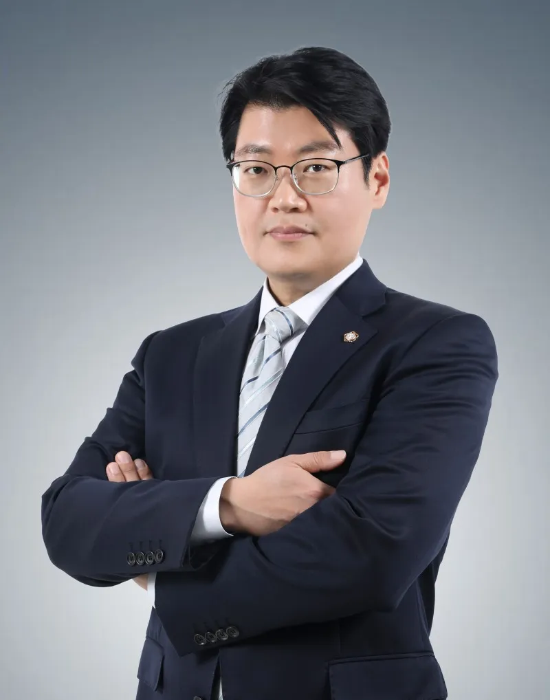 만취상태서 기물파손, 재물손괴죄로 처벌받을 수 있어...대응 방법은? 이미지