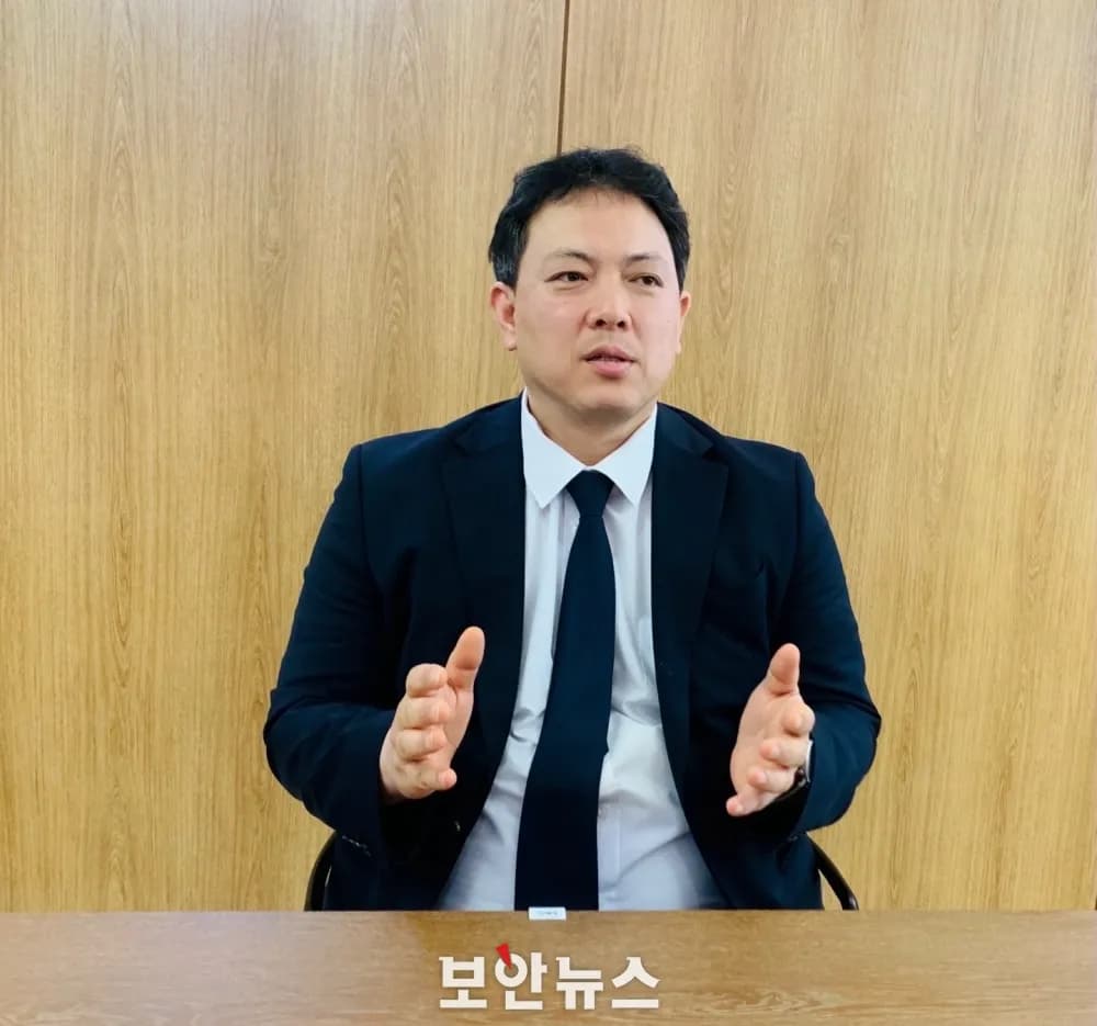 SKT 고발 변호사 “KT·LGU+도 해킹 드러나면 고발” 이미지