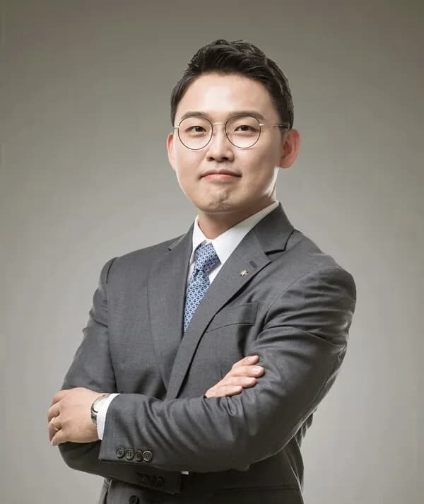 [칼럼] 자전거 타고 횡단보도 건너다 교통사고···보행자 판단 기준은? 이미지