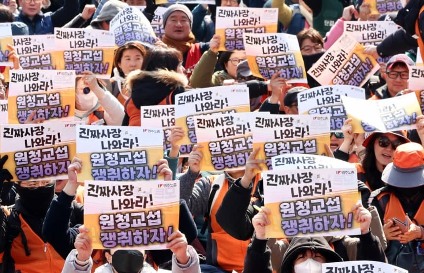 교섭할까, 지켜볼까…'노란봉투법 한달' 유통업계 온도차 이미지