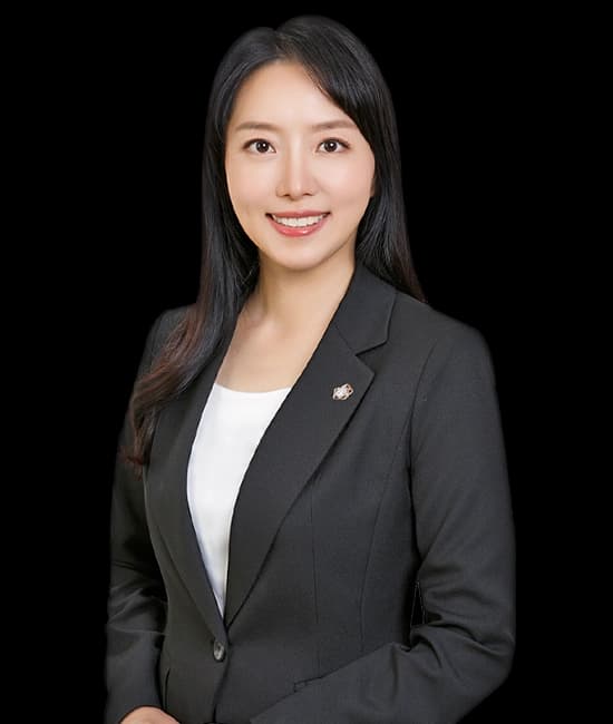 윤소영 변호사 이미지