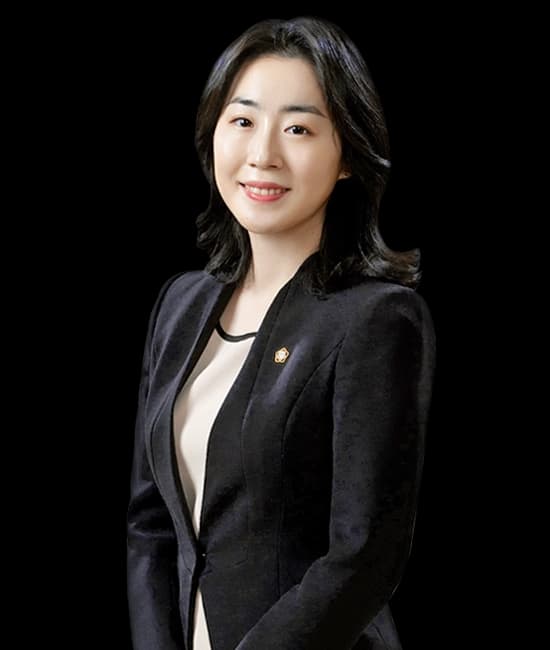 이은솔 변호사 이미지