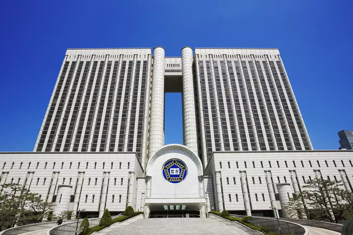일반인 ‘무단촬영’ 유튜버 책임 인정돼…법원 “1300만 원 배상해야” 이미지